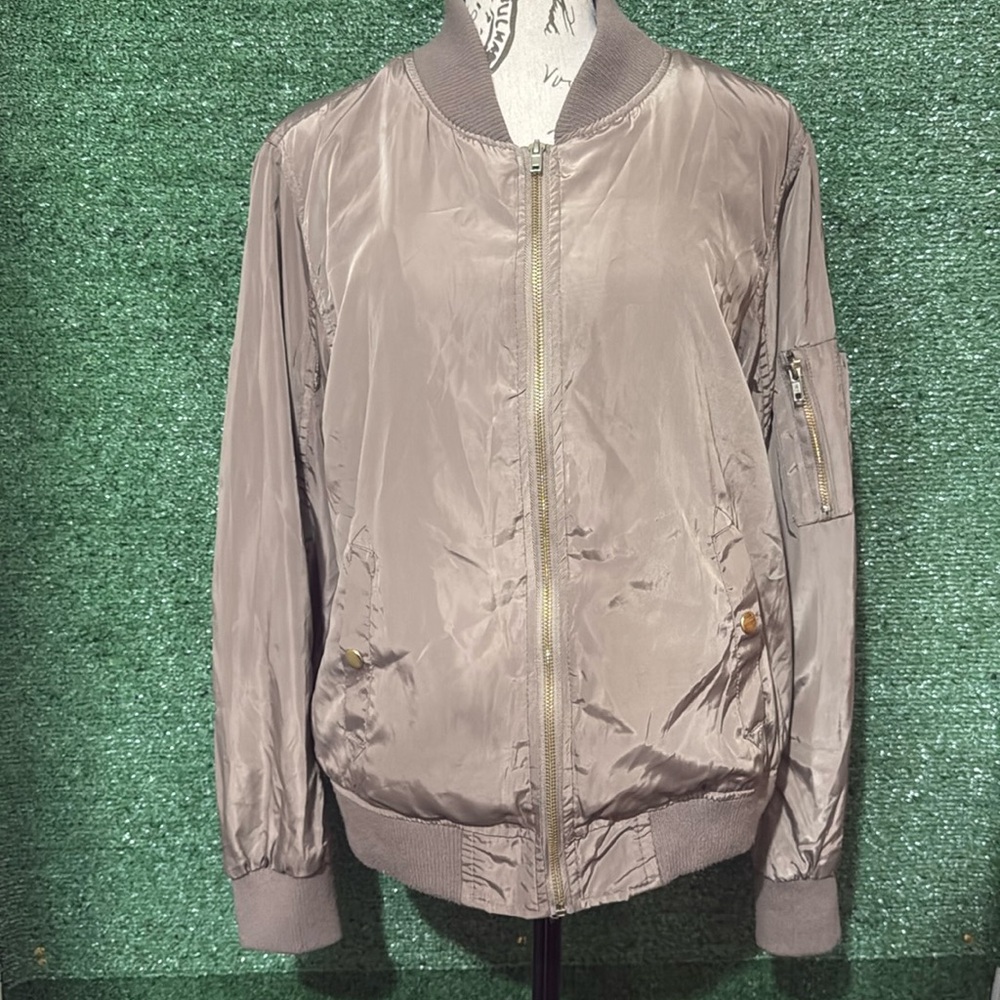 Light Jacket - Picture 8 of 9